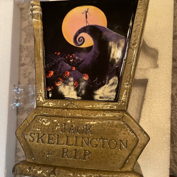 Disney’s The Nightmare Before Christmas Jack Skellington Tombstone Cookie Jar - Picture 13 of 13